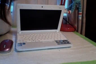 MSI Wind Pink Netbook + HP Wireless Mouse ($100) 2