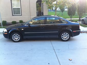 2003 Volkswagen Manual Transmission Passat for Sale 1