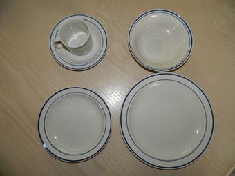 Dinnerware set - $45 (palo alto) 1