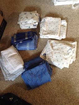 6 sets of Full size bed sheets $4 each or $20 for all 1