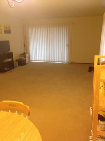 Redwood City: private bed/bath in 2BR/2BA - female only - $1,100/mo 2