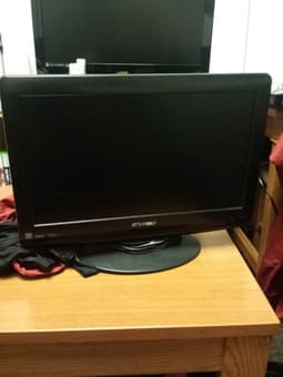 Sansui 19" small television $40 1