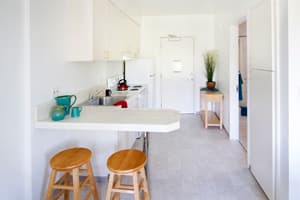 EV Studio available between December 19th and January 11th for 1040$ ! 3