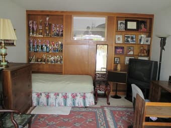 Secluded Living Room Next To Stanford Campus Is Available Immediately 1