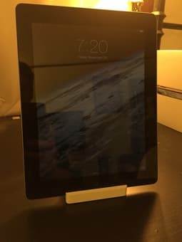 Ipad 3 retina display Wifi 16GB + smart cover + dock $300 1