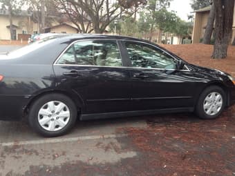 2003 Honda Accord, 51k miles, clean title-$6400 2