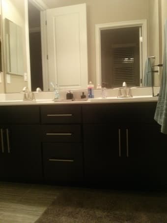 $1200 Room in Sunnyvale 4Br, starting late December 3