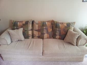 3 seater sofa for 75$ 1