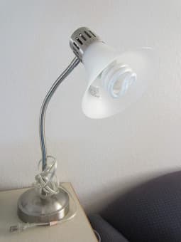 Selling desk lamp and clamp lamp for $5 each 2