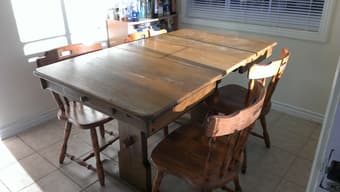 Dining Room table and chairs (5 piece set) $100 1