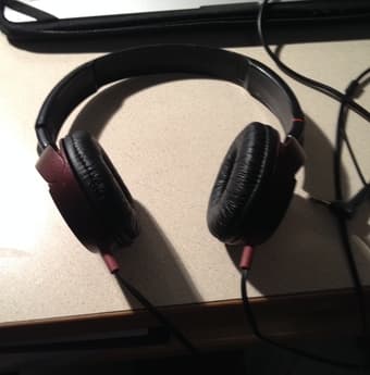 Selling Sony On-Ear Headphones $30 OBO 1