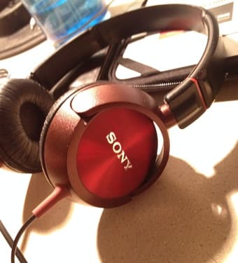 Selling Sony On-Ear Headphones $30 OBO 2