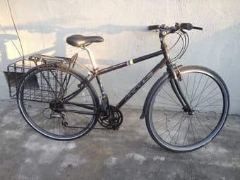 Selling Commuter bike with security package - $250 (originally $400+) 1