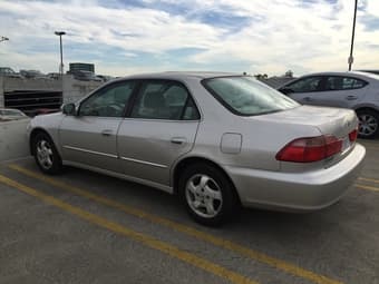 Sale: 1999 Honda Accord EX, fair conditioned 2