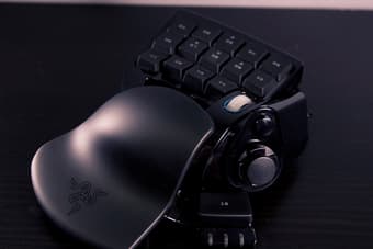 Razer Nostromo Gaming Pad (perfect condition) 1