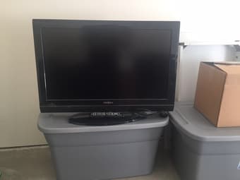 32" Vizio T.V. 1