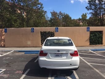 2006 BMW 325i Sport package (excellent condition) 2