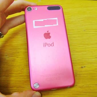 Great Condition 5th Generation iPod Touch 32GB Pink 1