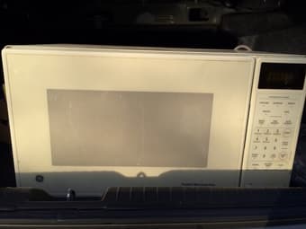 Micro wave oven for sale - 20$ 1