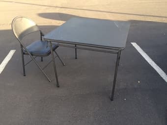 Table + chair 20 dollars 1