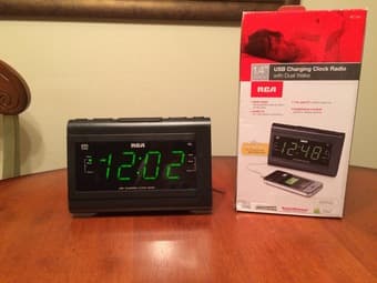 Alarm clock radio 10$ 1