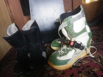 Gnu Snowboard and Boots $100 2