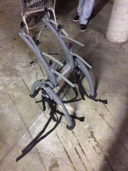 Saris Bones 3 bike trunk rack 1