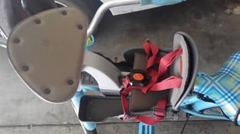 (95 dollars) woman style bike with child seat with helmet 2