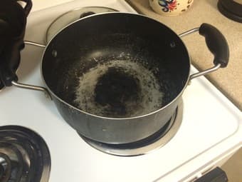 Cooking pot - 3 dollars 1
