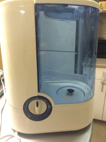 Mr. Coffee maker, pots set, humidifier 3