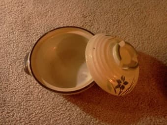 slow cooking pot and 6 inch pans 3
