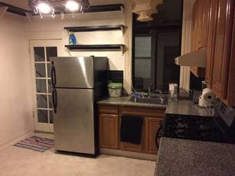 2 BR/1BA sublet in SF Mission ASAP-3/31 ($1300/mo) 3