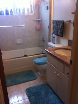 $1000 1 bedroom available in 2Bed/1Ba in downtown Menlo Park 1