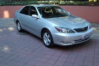 2003 Silver Camry XLE $7000 1