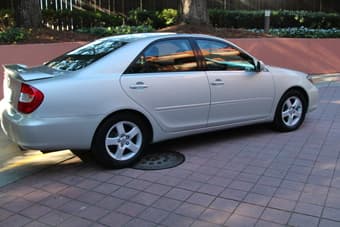 2003 Silver Camry XLE $7000 2