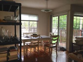 Master bedroom in 3br house in Menlo Park 2