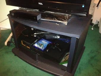 TCL 42" TV 3