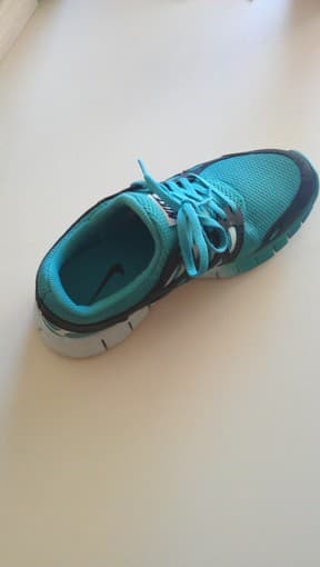 Nike Women's Free Run 2 $50 size 7.5 3