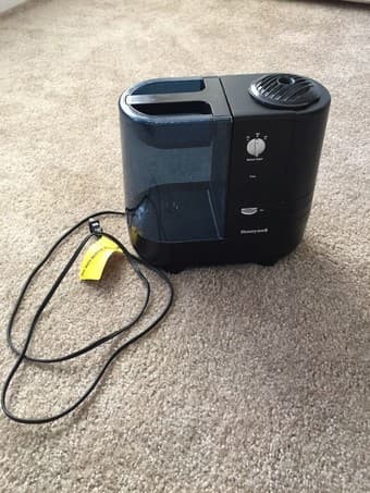 Honeywell humidifier in good condition - $10 1