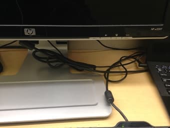 HP W2207 22-inch Widescreen Flat Panel LCD Monitor for sale $80 OBO 2