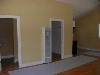 Studio in unincorporated Woodside on Kings Mtn 3