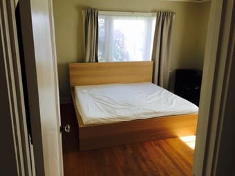 1B1B + 1 living room next to Stanford available 3