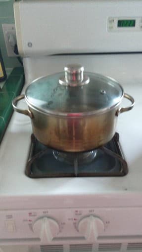 saucepans 1