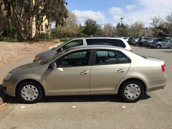 2005 Volkswagen New Jetta 115960 miles $4500 1