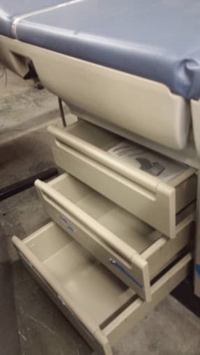 Stanford Surplus Sales has 2 Examination Tables for sale!! 3