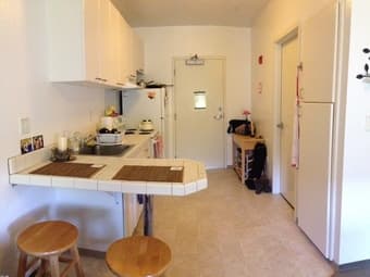 Stanford Studio Sublet - Stanford Affiliates Only 1