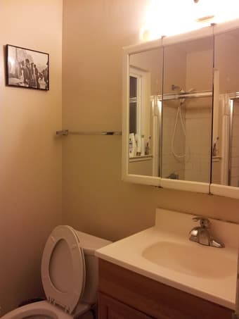2 Story townhouse(2B/1B) - Any 3 wks between mid-June to mi-Aug $1,950 3