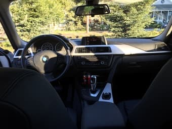 2013 BMW 320i , 17500 mls, one owner ($28200) 3