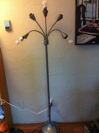 Glass Vase, Floor lamp and Men‘s Bike Helmet for sale 2