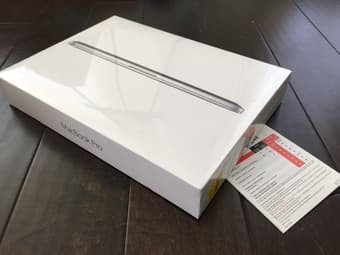 New Sealed 13"Macbook Pro Retina 8GB/256GB + 1yr Office 365 $1400 1